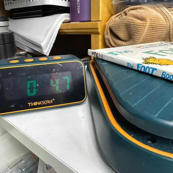 Dr. Seuss The Foot Book Hardcover Classic Childrens Bright Early Reader VTG 1968 - Picture 5 of 5